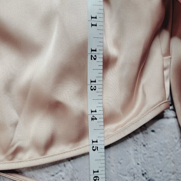 Asos Design Blush Pink Puff Shoulder Satin Wrap Waist Crop Top Size US 6 - Picture 11 of 13